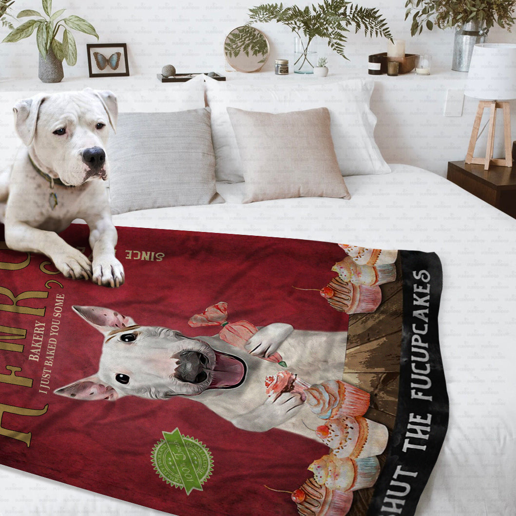 Cozy Up with Canine Companions A Guide to the Perfect Dog Christmas Blanket