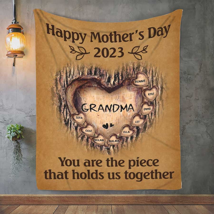 Personalized This Grandma belong to Grandkids Heart Tree Fleece and Sherpa Blanket Gift for Mom